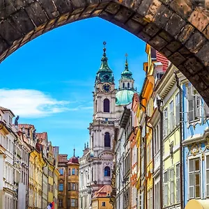 Charles Bridge & Praag