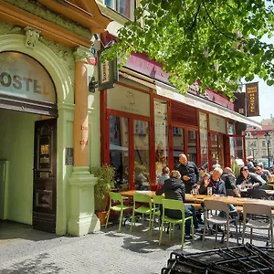 Spot Hostel