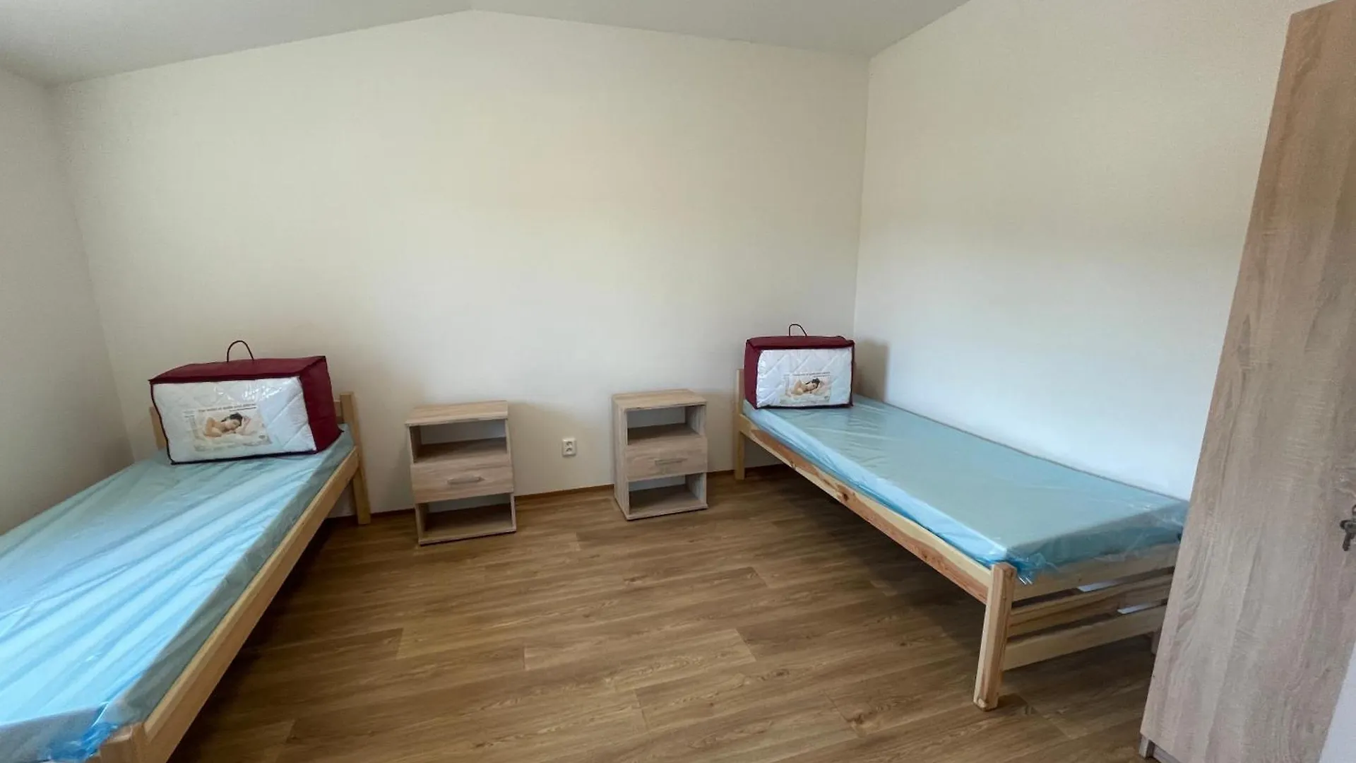 Albergue Sleep & Go Praha 5 0*, Praga
